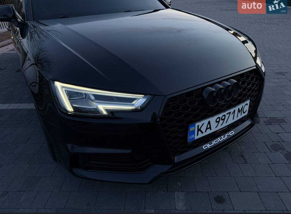 Продам Audi A4 2016