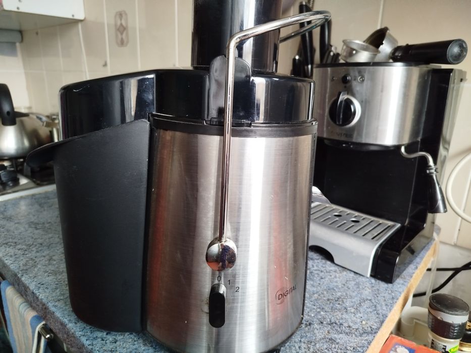 Продаю соковижималку