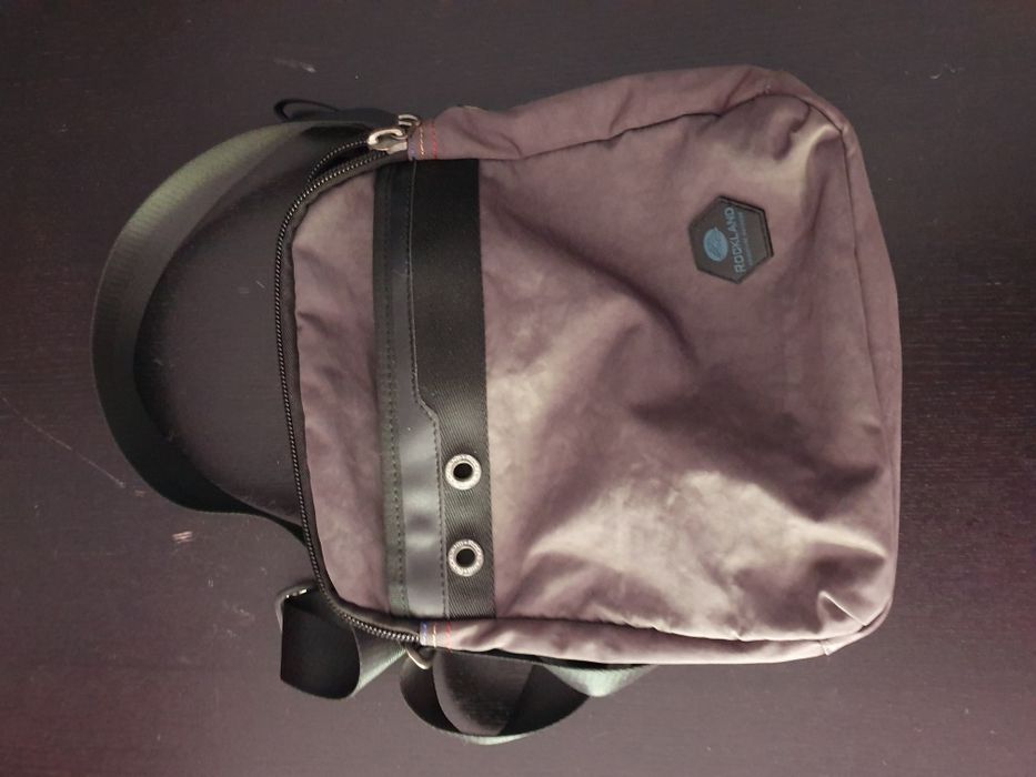Bolsa tiracolo Rockland cinzenta nova