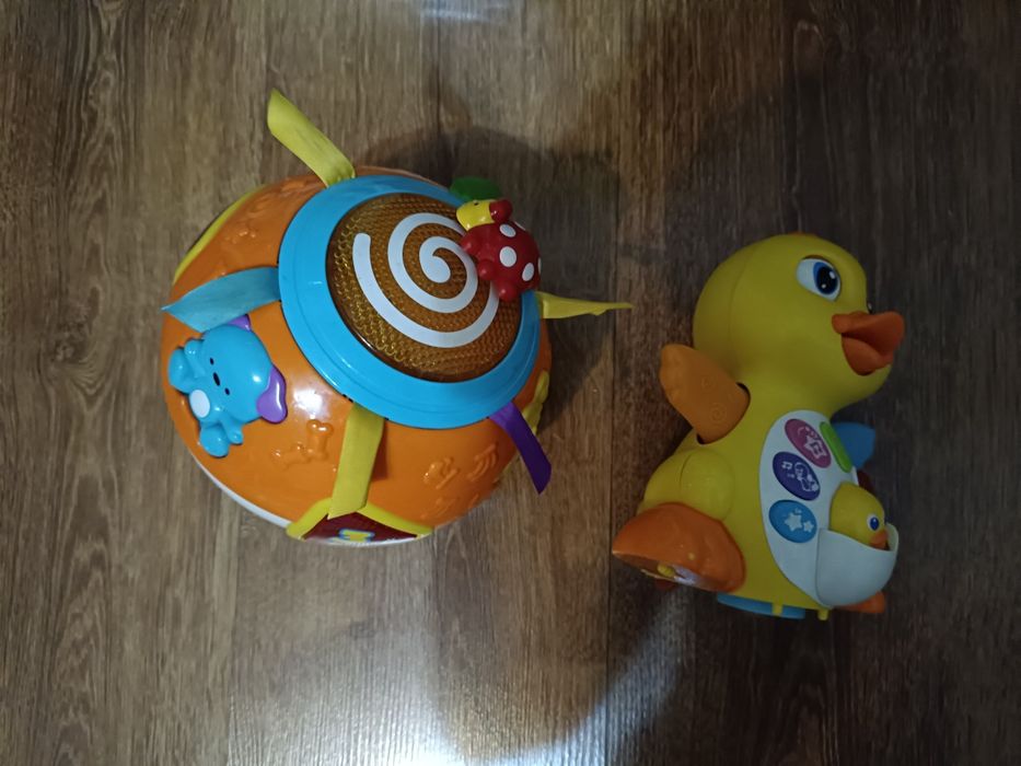 Zabawki dla dzieci hula kula i kaczka plus 2 gratisy