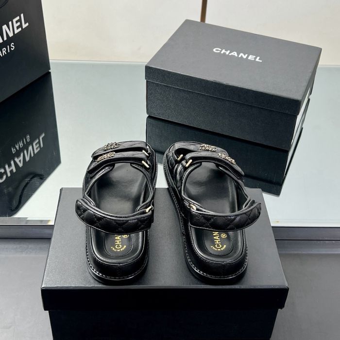 Жіночі босоніжки