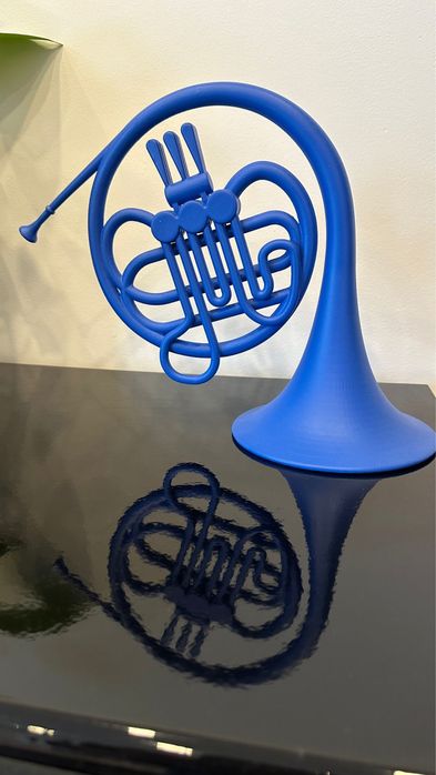 Blue French horn how I met your mother