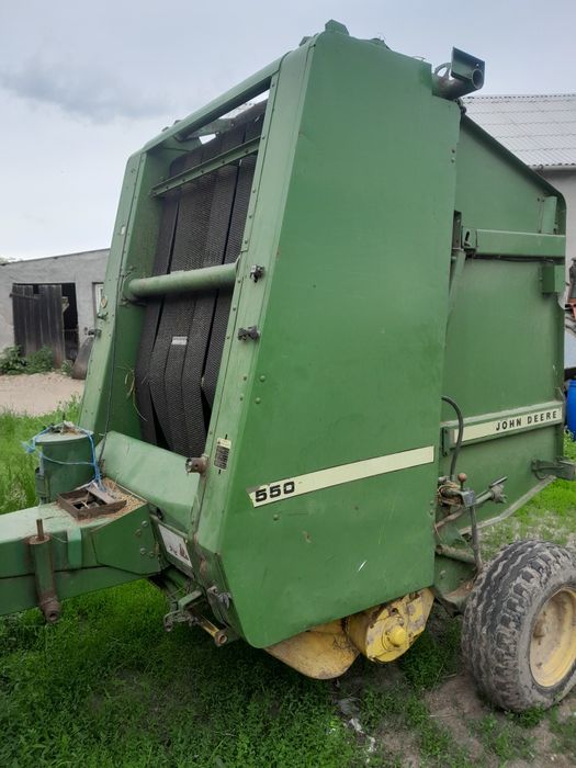 Prasa belująca pasowa zmiennokomorowa john deere  550