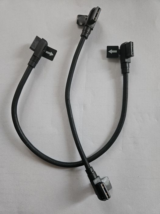 przrwody donsystemu Consair iCUE Link 20 lub 31cm czarne