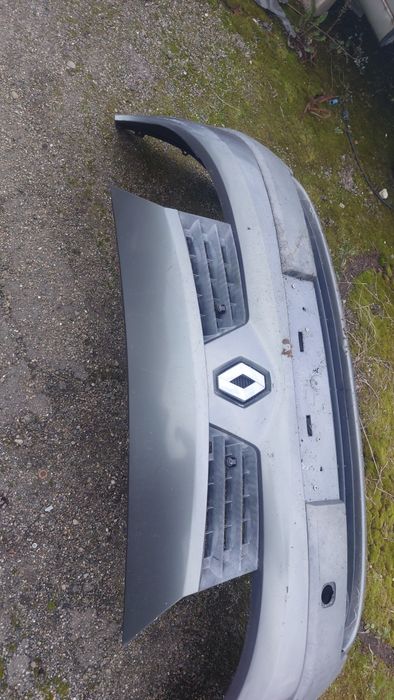 Бампер передний renault scenic 2 03 - 06r