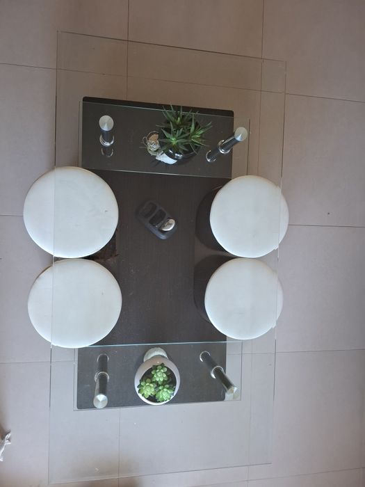 Mesa de centro c/ bancos