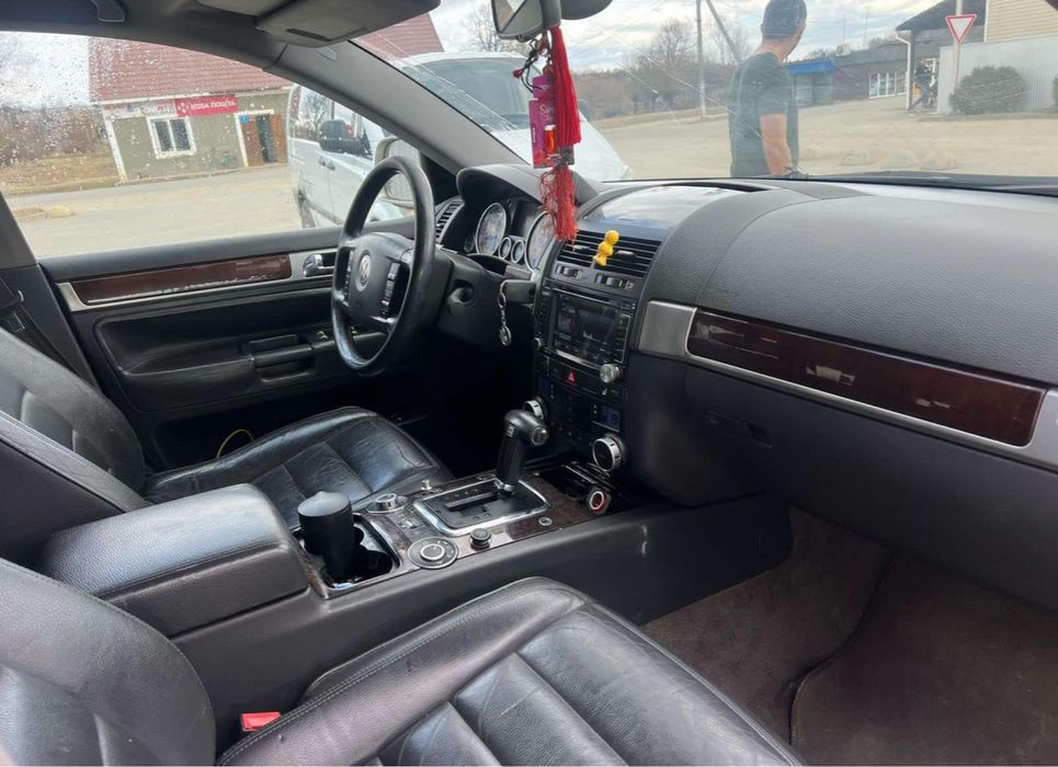 Wolkswagen tuareg 5.0d на пневме возмон обмен