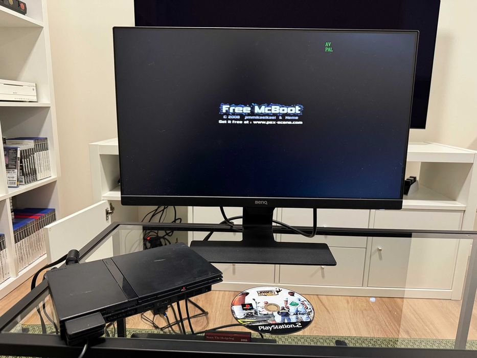 Complete PlayStation 2 + Games64739101090947122