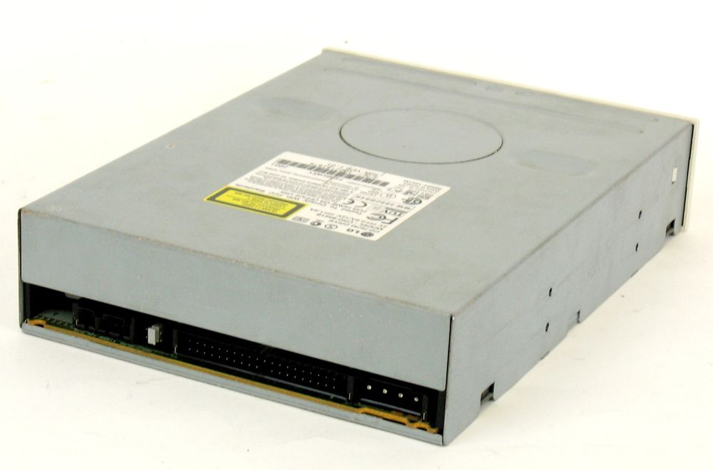 Napęd CD-ROM CRD-8521B