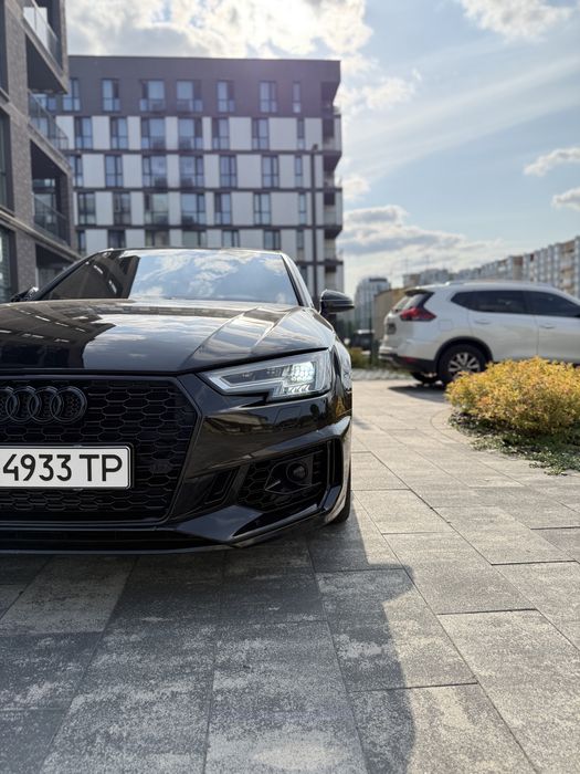 Продам Ауді А4 В9 2018 S-line /  під виплату