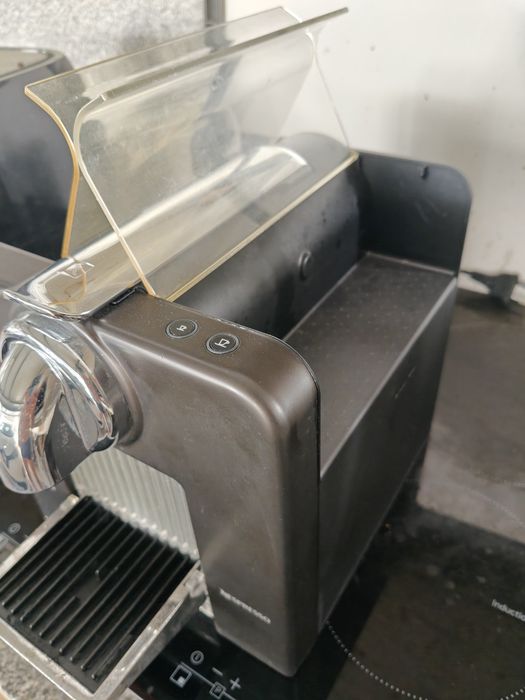 Nespresso Le Cube
