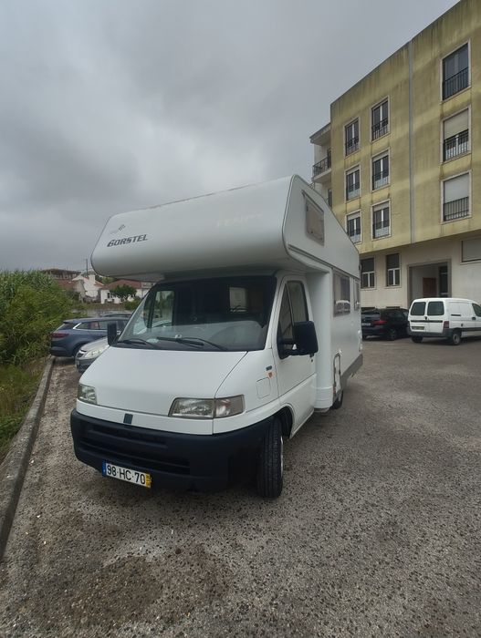 Autocaravana Fiat Ducato 1.9 TD (1996) – 4 dormidas / 6 lugares