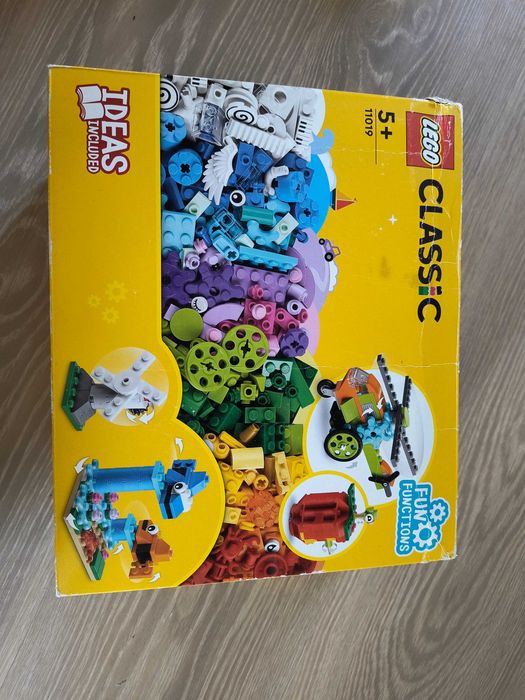 Sprzedam nowe klocki LEGO 11019