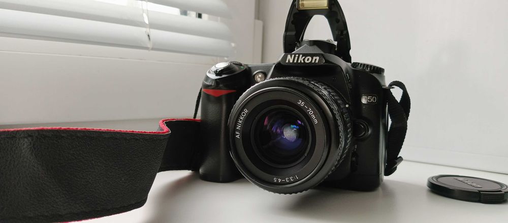 Продам Nikon d50 +35-70Nikkor