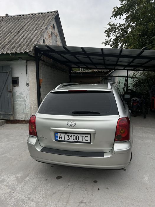 Toyota Avensis t25 універсал