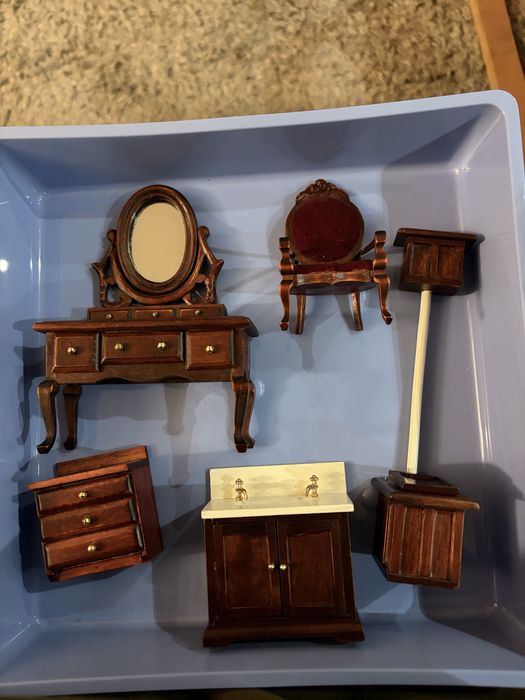 Conjunto mobiliario casa de bonecas