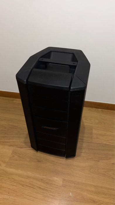 Coluna Bose f1 usada poucas vezes