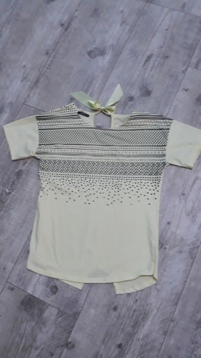 Bluzki L/XL krotki rekaw, naramki