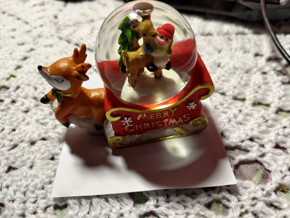 Новорічна різдвяна статуетка санчата Merry Christmas