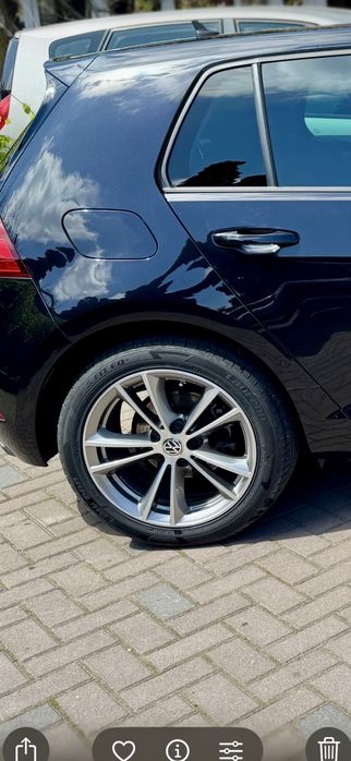 Литые диски на новой резине R17