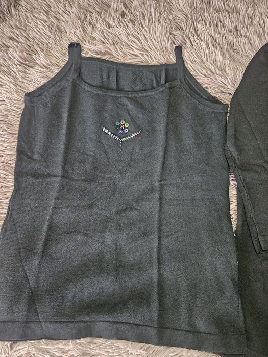 Conjunto de top e casaquinho em malha fina tam. S