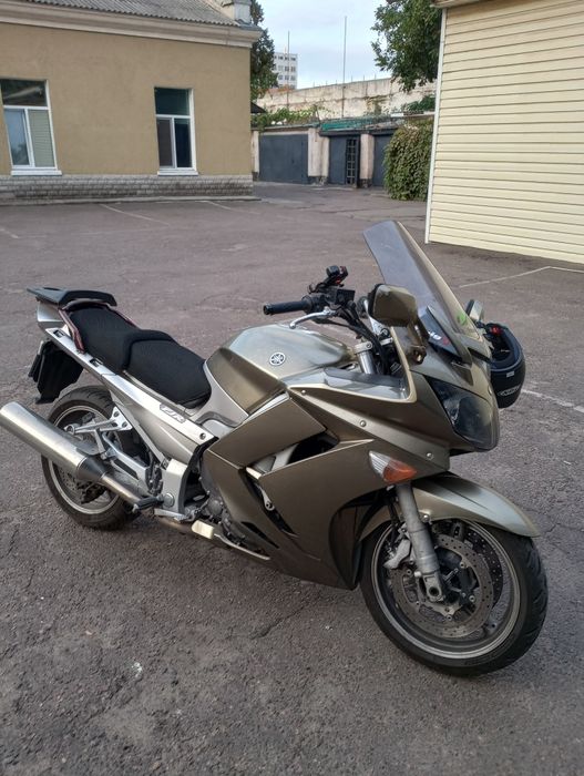 Продам YAMAHA FJR 1300 в отличном состоянии