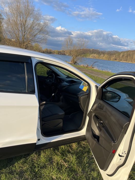 Ford ESCAPE USA 2019