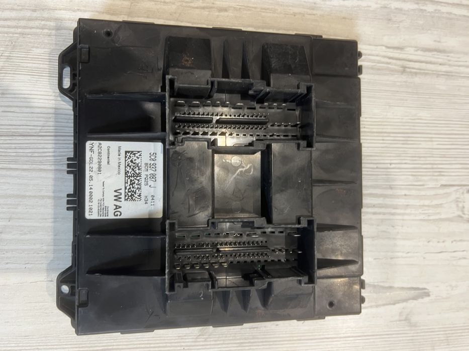 5C0937087J VAG блок комфорта jetta 6