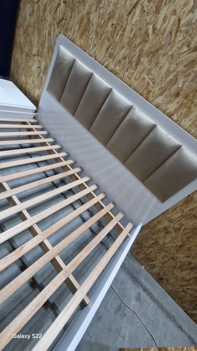 Cama nova em caixa  selada nunca foi aberta