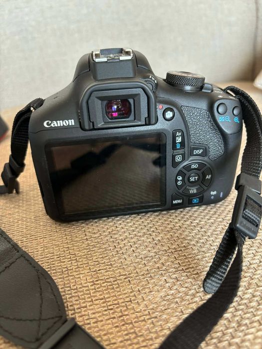 Canon EOS 2000D | Zestaw Startowy | 2 Obiektywy