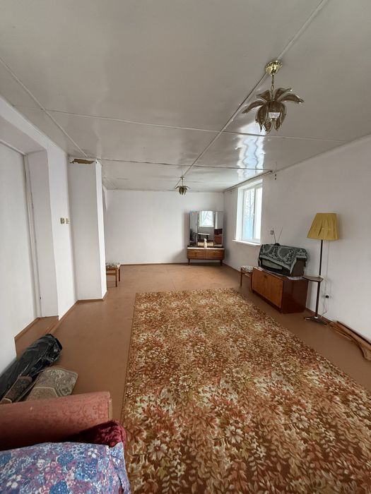 Дачний будинок продаж