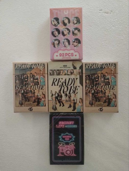 Карточки K-POP Картки Гологенові та звичайні. Упаковки 30шт 55шт 92шт