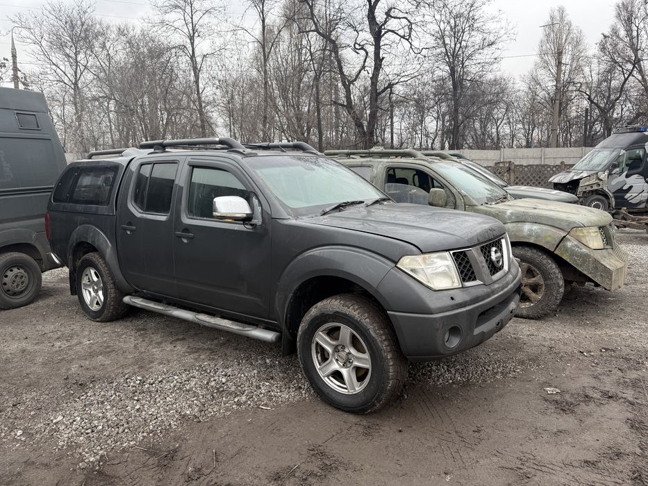 Разборка шрот запчастини Nissan navara D40 pathfinder R51 Навара Д40