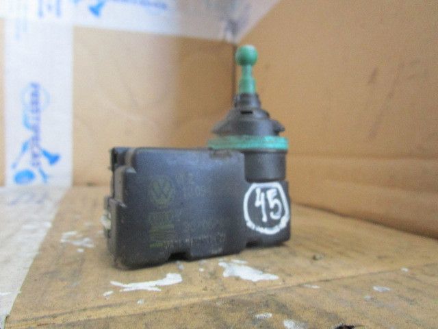 Motor regulação ótica / farol VOLKSWAGEN Golf IV (1J1)