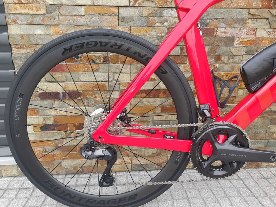 Trek Madone Ultegra Di2 24v (set. 2024)