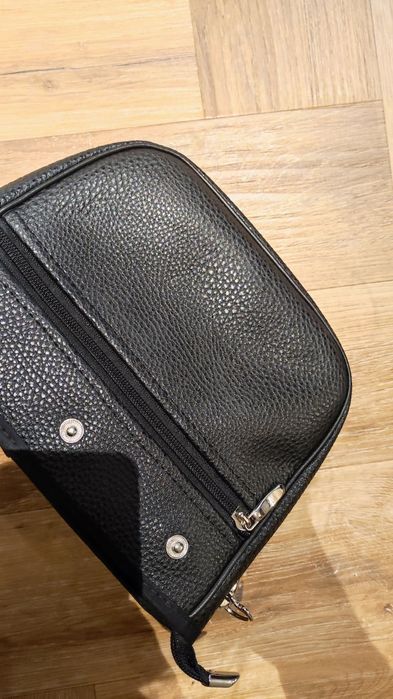 Torebka Saszka nowa plus trzy klapki Farbotka