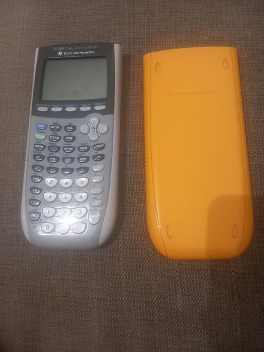 Calculadora Gráfica TI-84 Plus Silver Edition