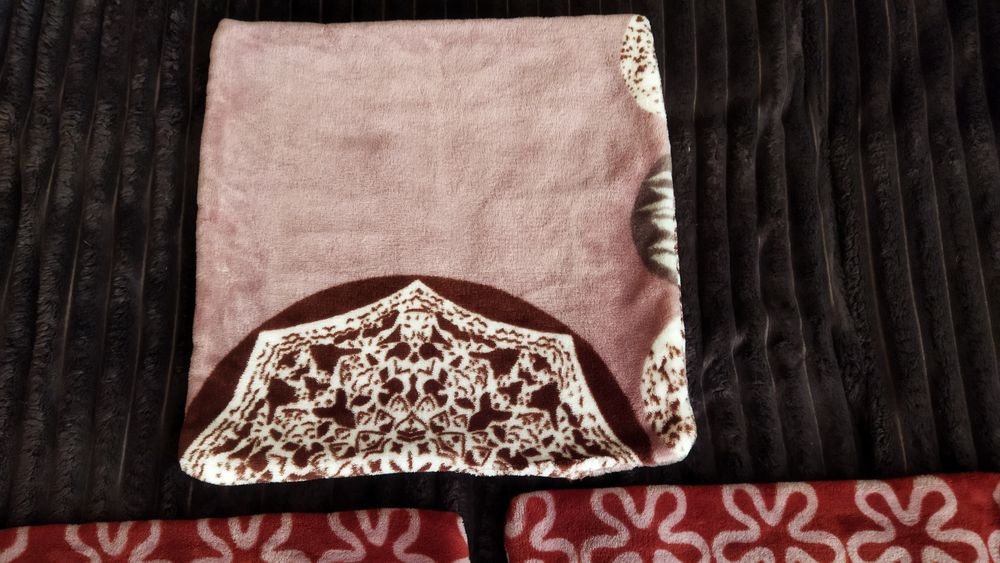 Наволочки на диванные подушки