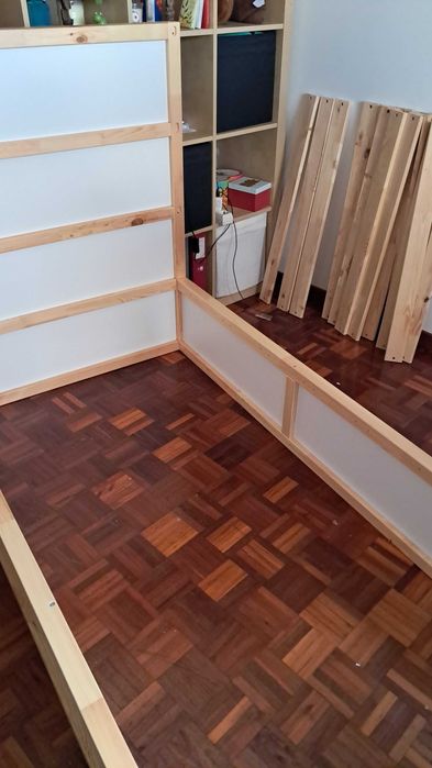Cama Kura ikea como nova com dossel