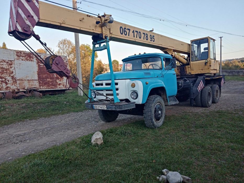Зіл-133 ГЯ. Автокран.