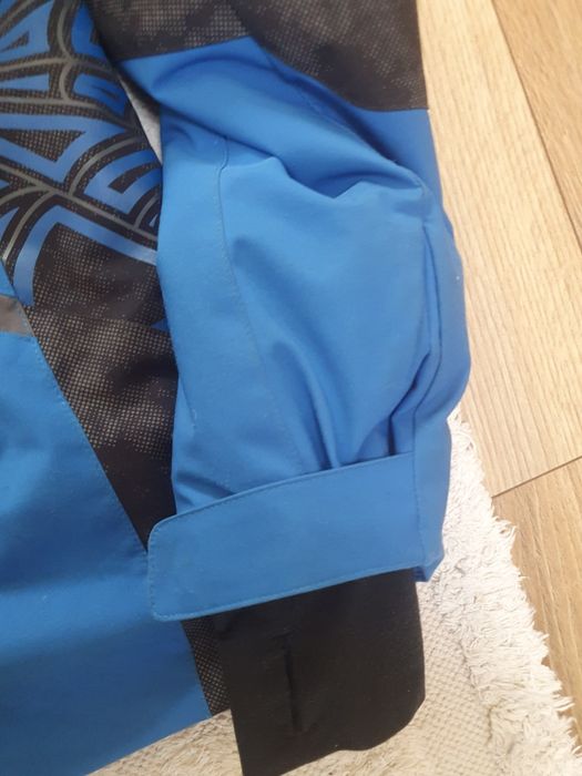 Piękna kurtka narciarska firmy Spyder 14 lat