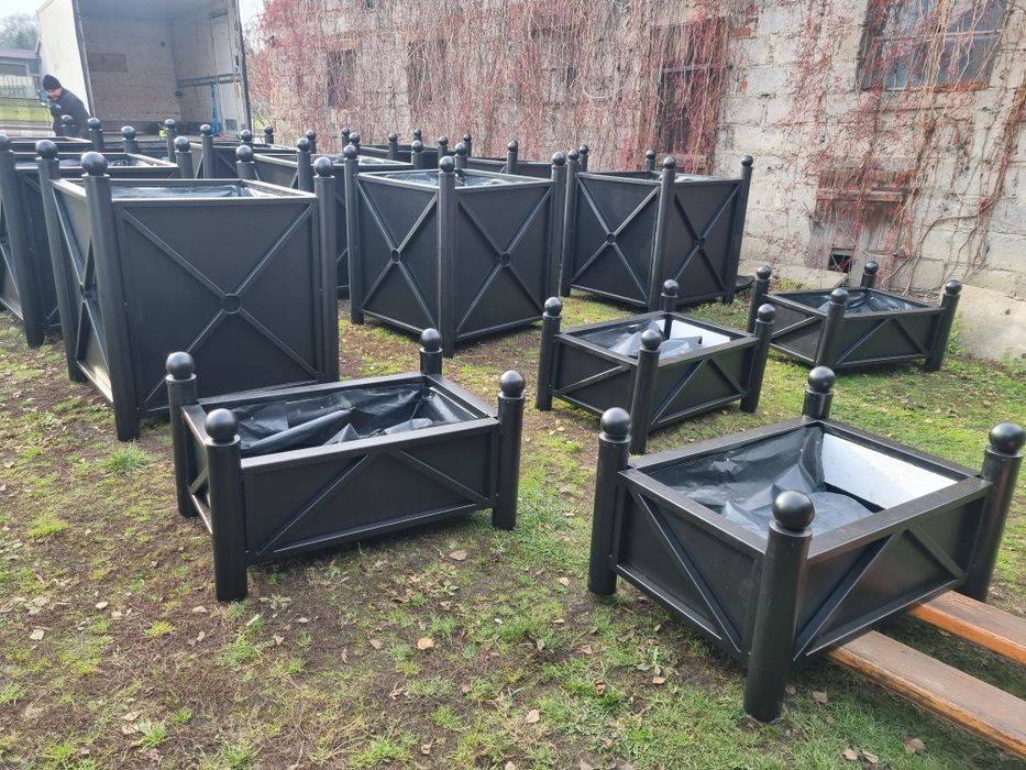 Donica na drzewa palmy