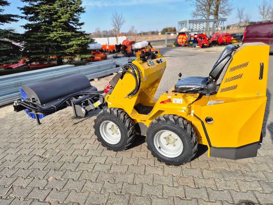 Zamiatarka do ładowarek skid steer,mini-ładowarek lub małych ciągników