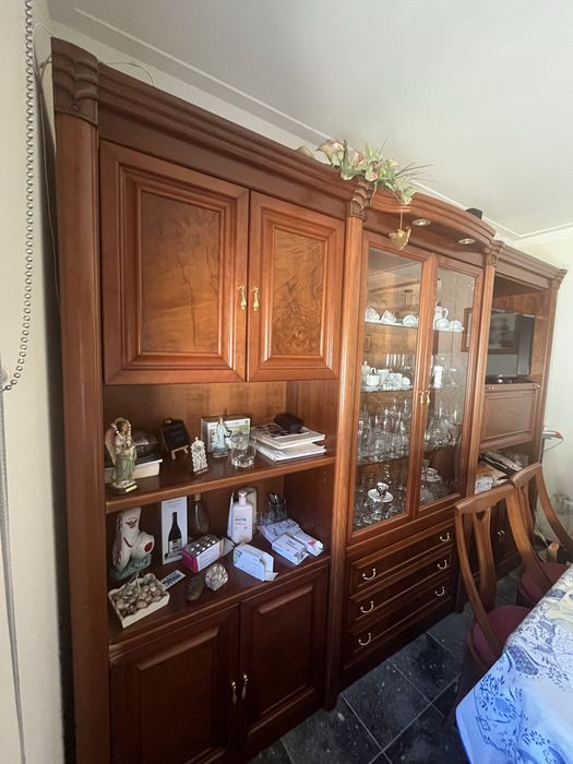 Móvel de sala em madeira maciça 3m + TV – grande e robusto