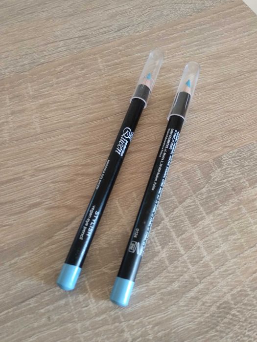 2 nowe blekitne kredki do oczu