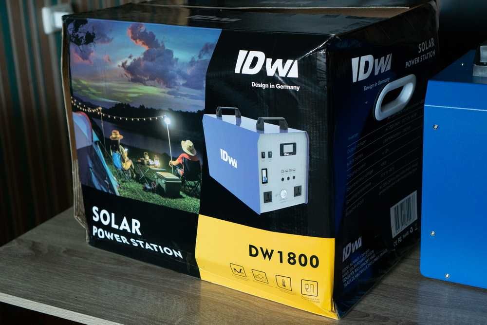 Нова зарядна станція DW 1800, 1800W / 1380Wh