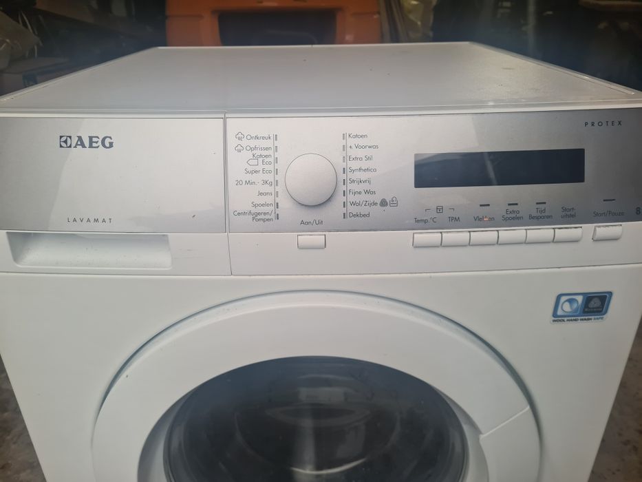 Пралка AEG L7648