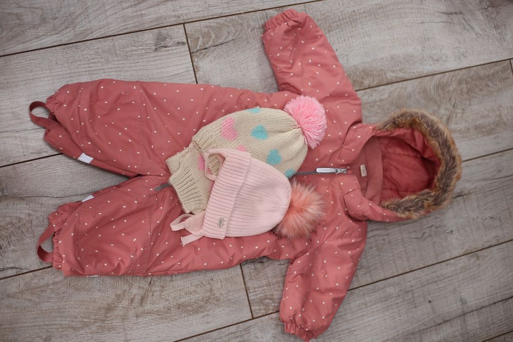 Комбінезон на дівчинку