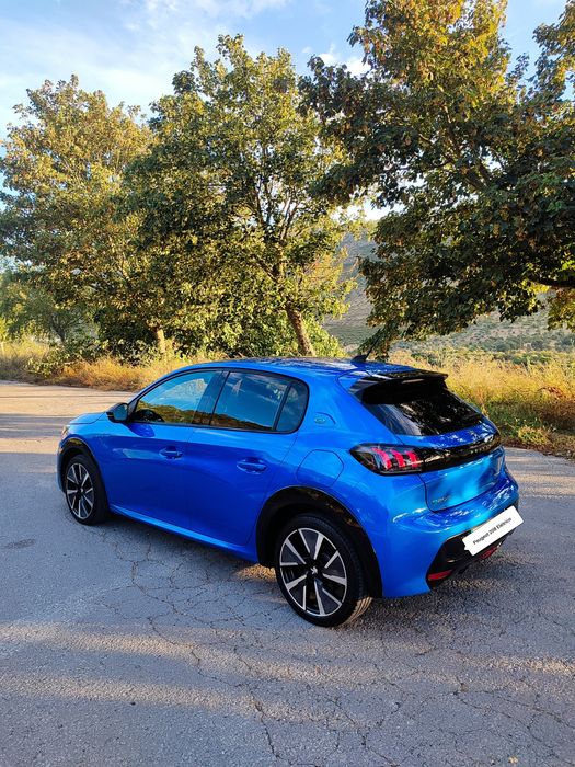 Peugeot e-208 — fotografia 3