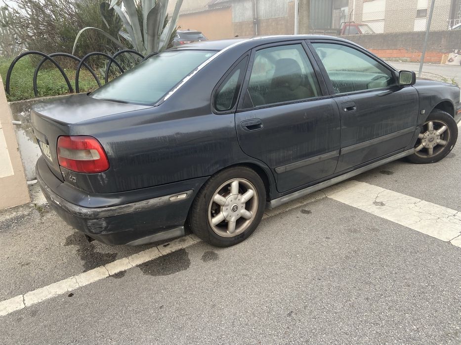 Volvo S40 1.6 1998 — photo 4